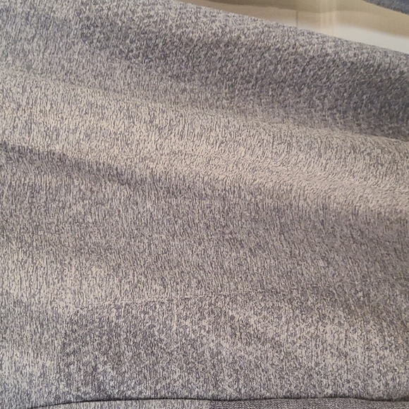 NIKE GRAY SWEATSHIRT WITH THUMB HOLES - Picture 5 of 9